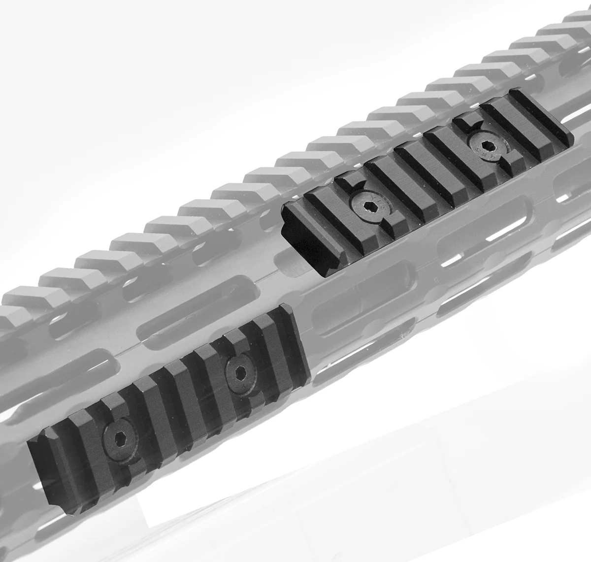 UTG M-LOK auf Picatinny Rail - 8 Slot - Image 2